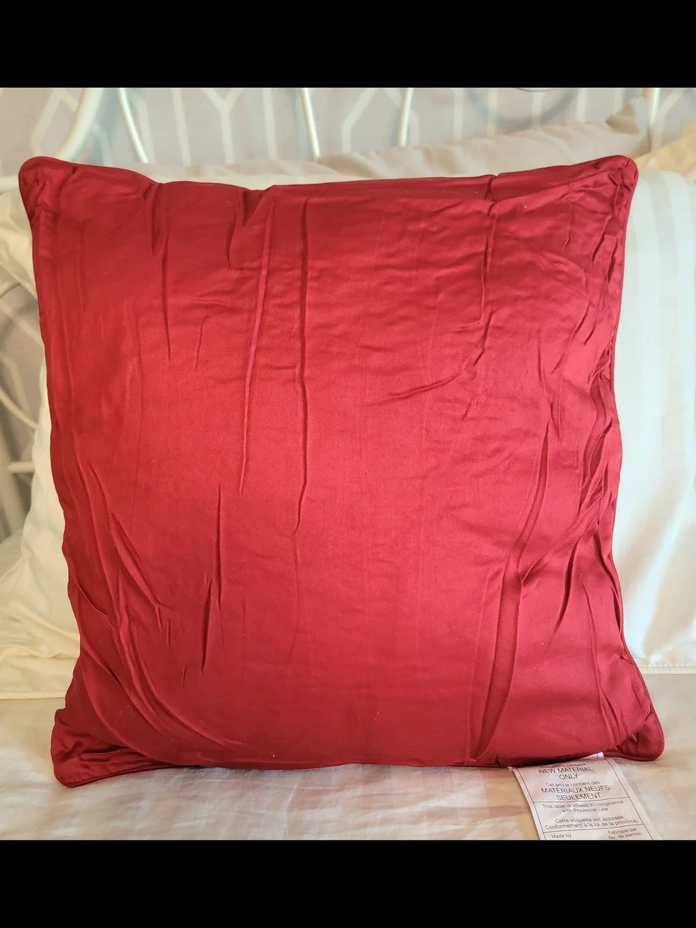 NWT Pier 1 Red Throw Pillow With Black Outlined Roses